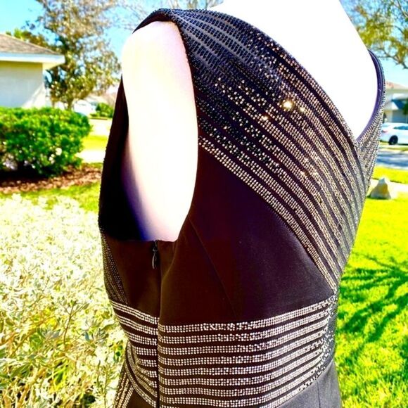 NEW VERSACE V-NECK EMBELLISHED BODICE MINI SHEATH DRESS 42=US M/S… - Picture 5 of 16